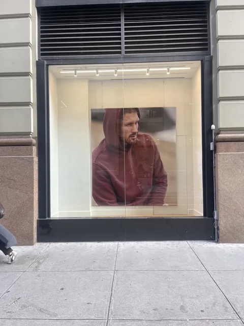 Retail brand graphics installation